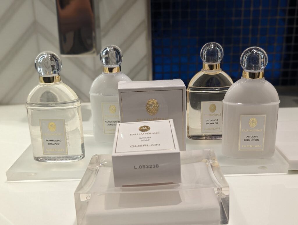 regent seven seas amenities