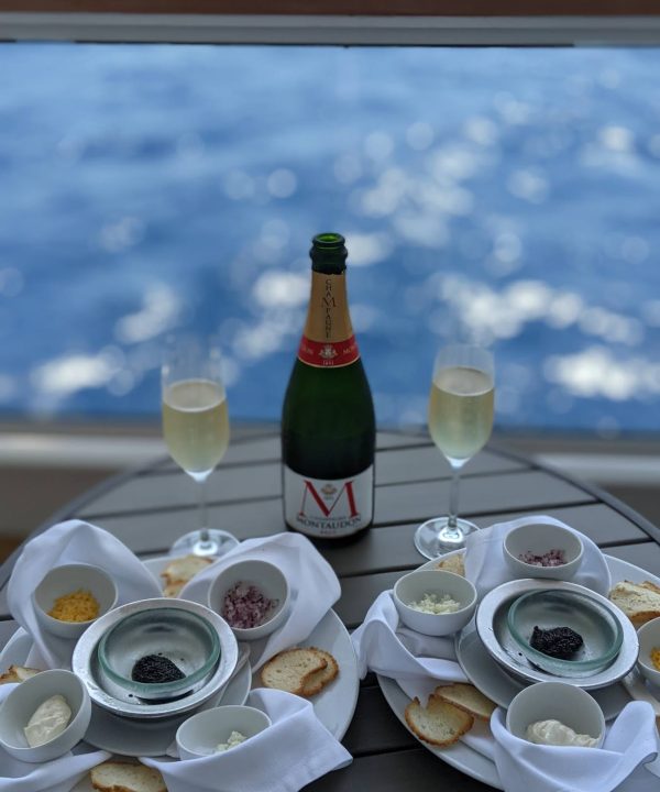 seabourn caviar and champagne